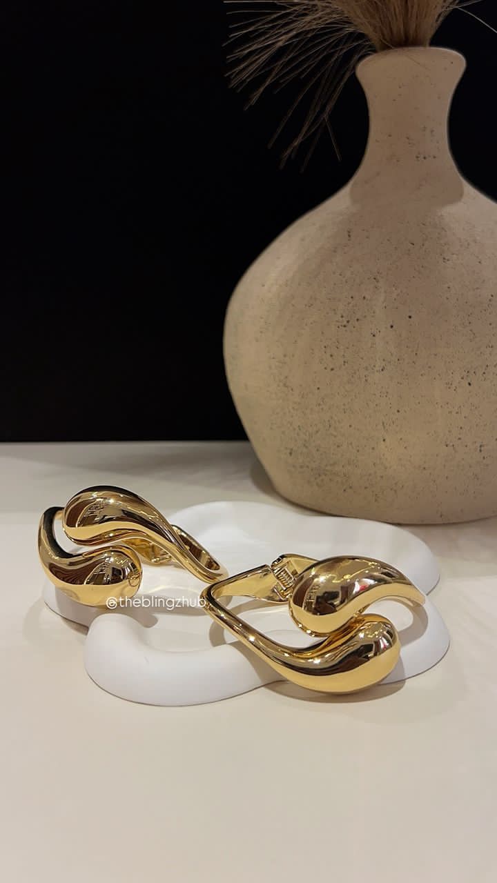 Chunky bangles